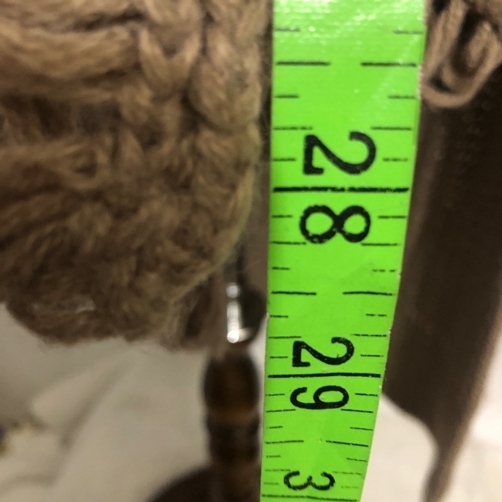 Womens Tan GUESS Sweater. Size XS. - Picture 5 of 8